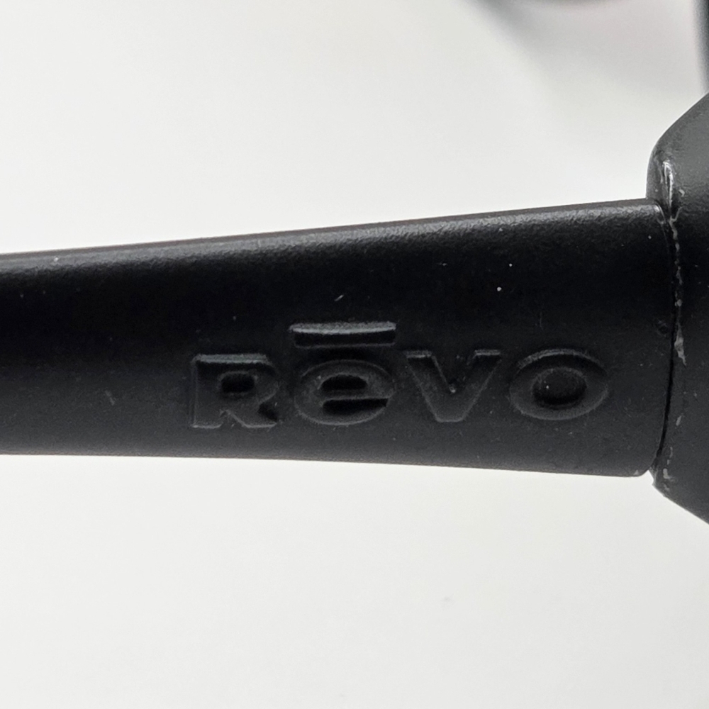 REVO 1004-001 Polarized Sunglasses w/ Case *Unisex** - Picture 9 of 16